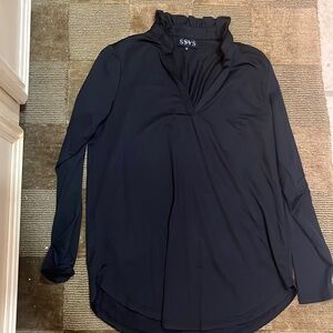 Black XS SSYS mesh style long sleeve active top with v-neck ruffle neck line.